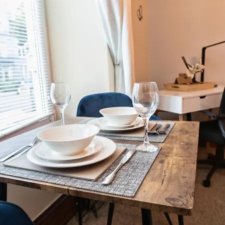 Summit Apartment: Cozy West End Flat in Prime Aberdeen Location Exterior photo