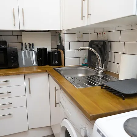 Summit Apartment: Cozy West End Flat in Prime Aberdeen Location Exterior photo