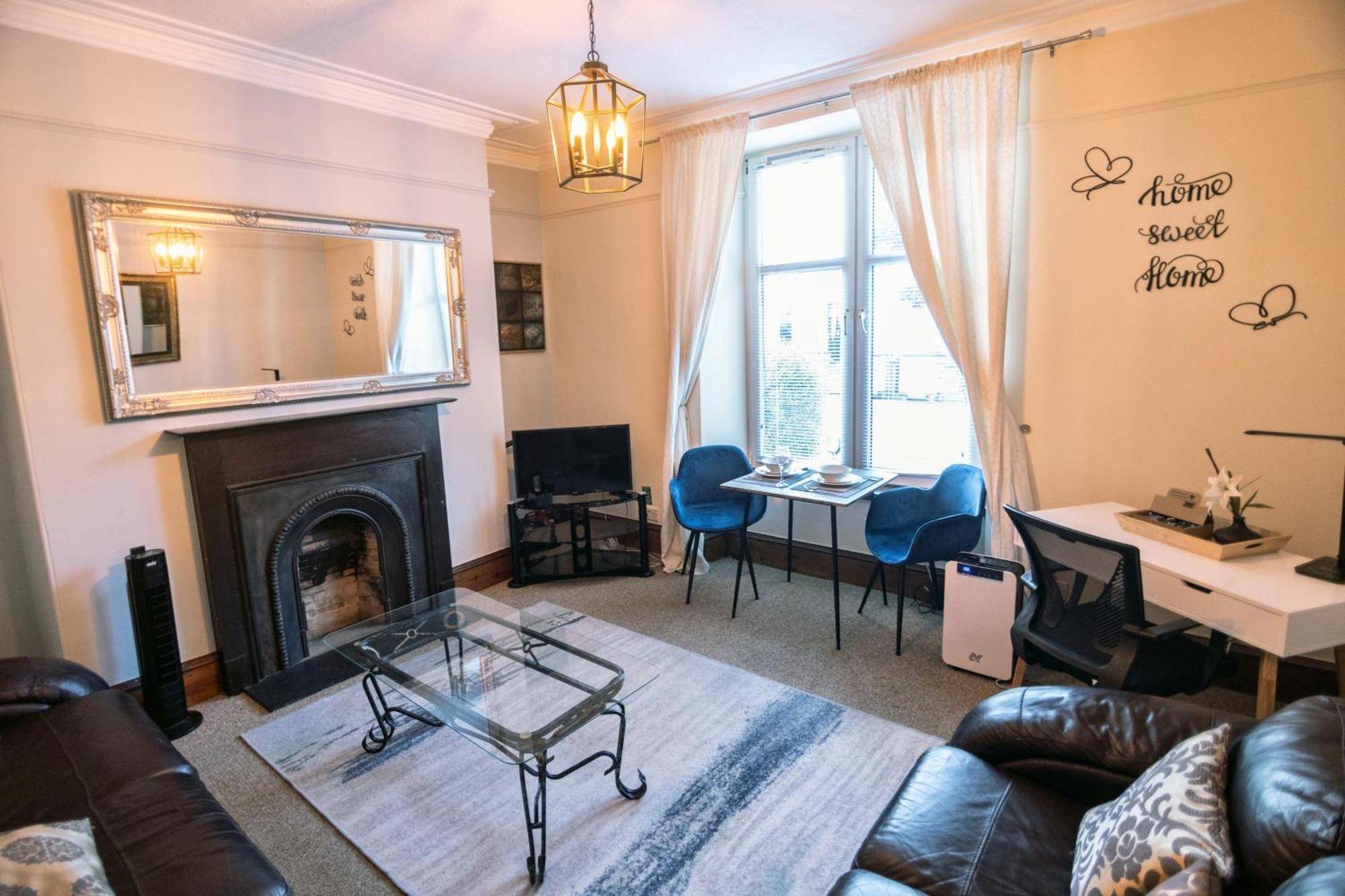 Summit - Cozy West End Flat Prime Location - Perfect For Short Or Long - 1 Bedroom Aberdeen