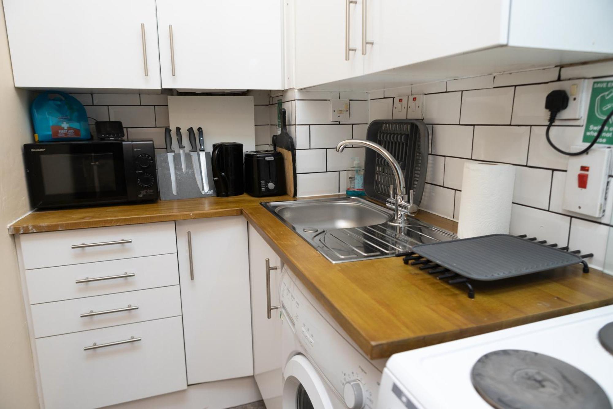 Summit - Cozy West End Flat Prime Location - Perfect For Short Or Long - 1 Bedroom Apartment Aberdeen