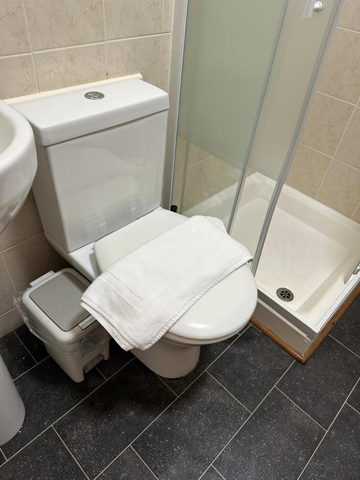 Summit - Cozy West End Flat Prime Location - Perfect For Short Or Long - 1 Bedroom *